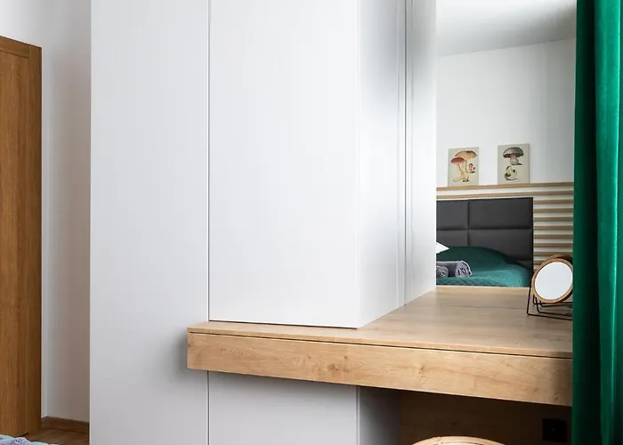 River Park - Golden Forest * ויסלאו